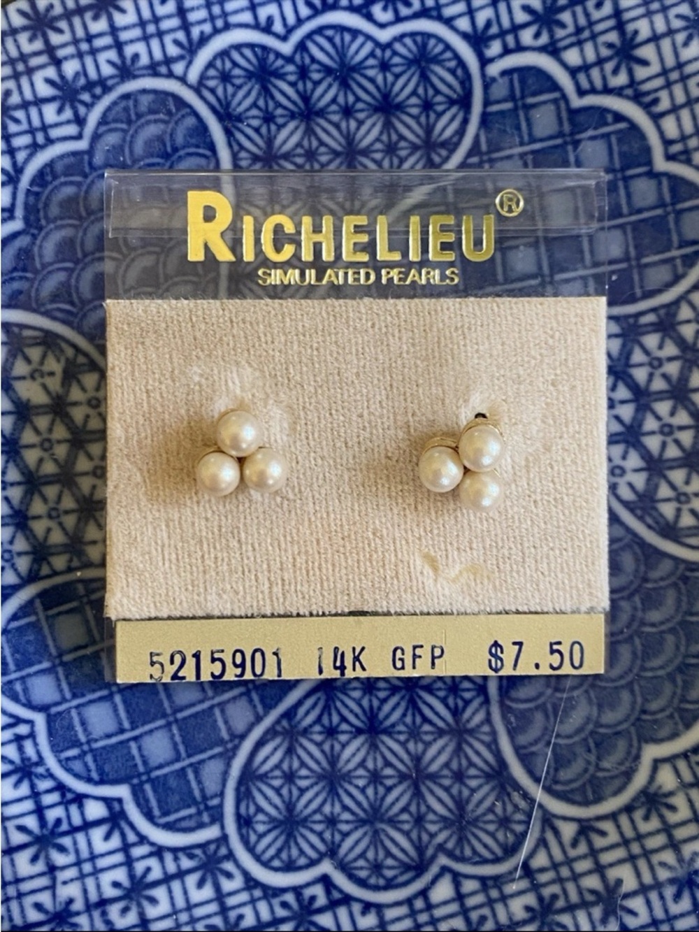 NWT Vintage Richelieu Simulated Pearl Cluster Stud Earrings w/ 14K Gold Posts